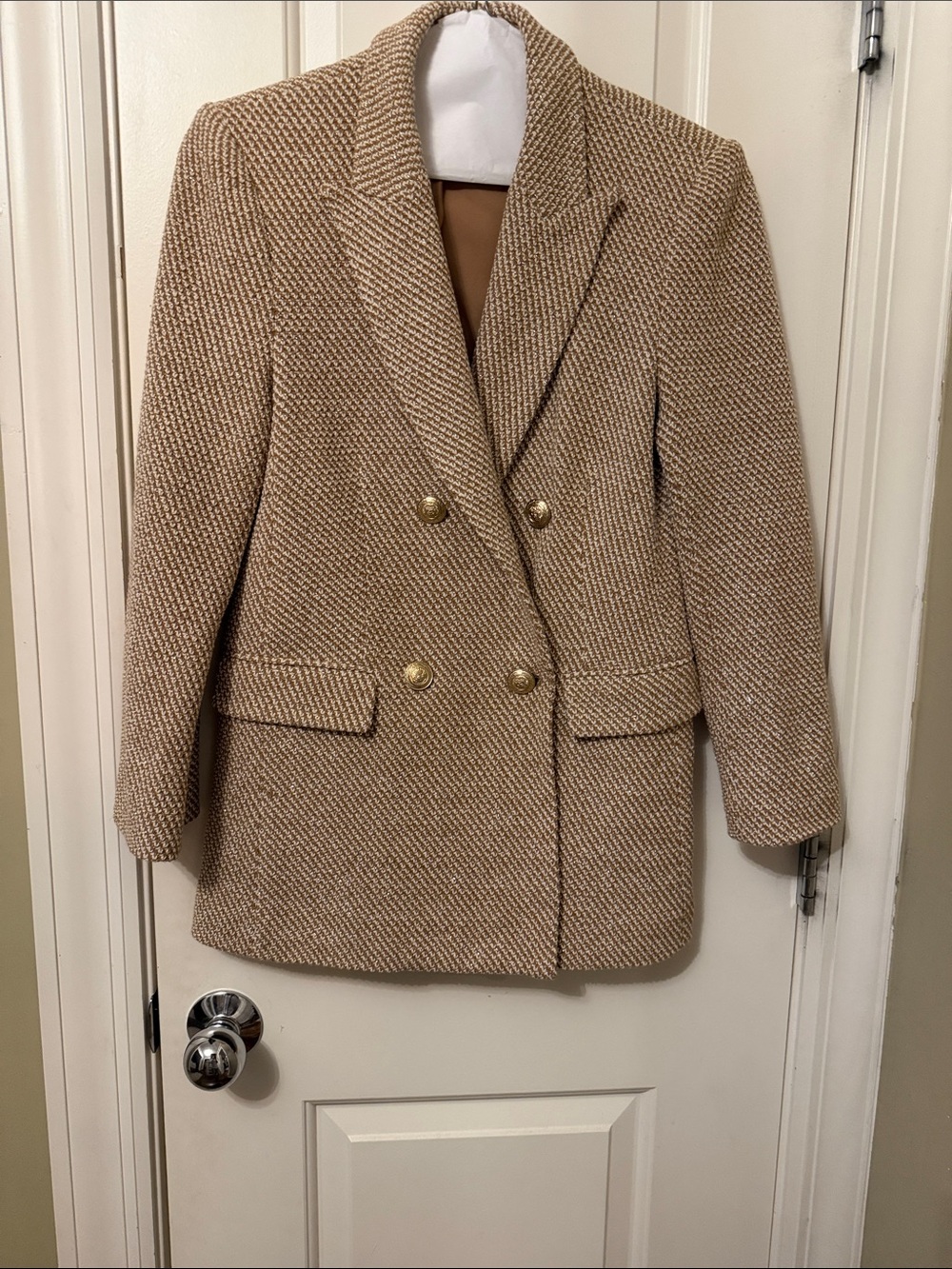 L'AGENCE Double-Breasted Tan Tweed Blazer with Gold Buttons